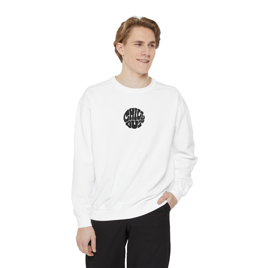 Chill Out Circle Sweatshirt – Minimal Retro Graphic Crewneck | Unisex Comfort
